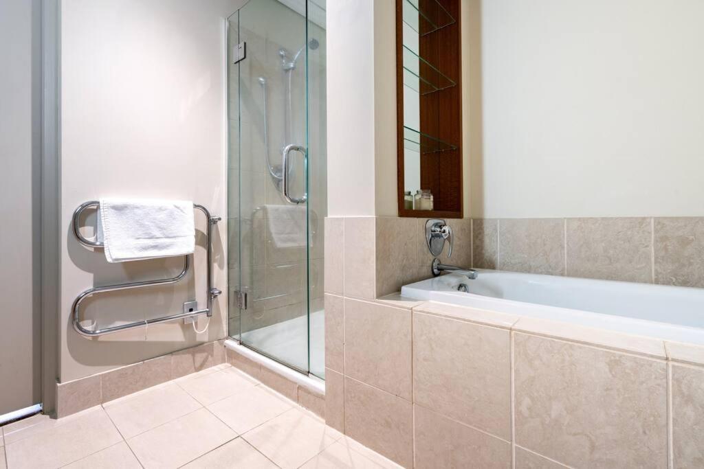 Apartament Luxury Waterfront Nest Above Viaduct Harbour Auckland Zewnętrze zdjęcie
